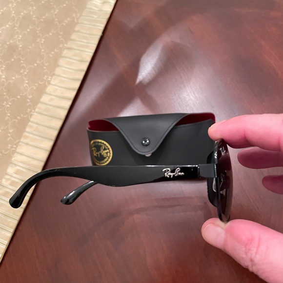 Ray Ban 3483 polarized gun metal sunglasses. Never been worn. - Picture 9 of 9